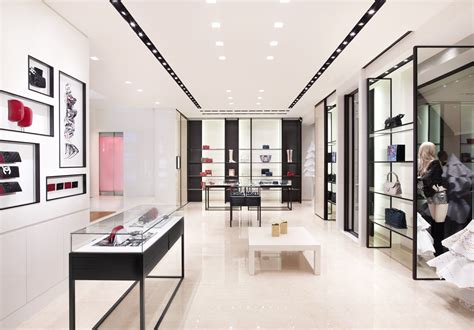 chanel arredamento|INTERIOR: BY A WINDOW SPRING.